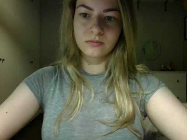 RosieJune live cam on BongaCams