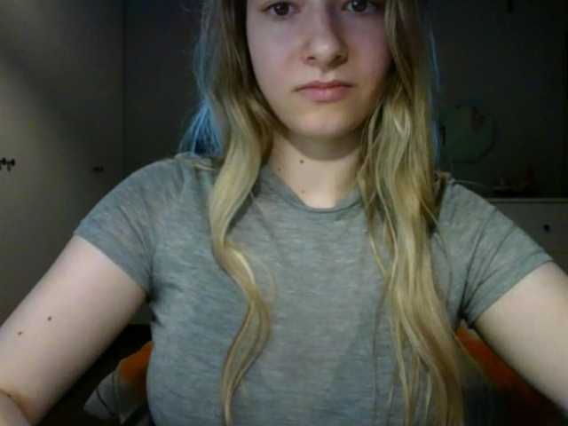 RosieJune live cam on BongaCams
