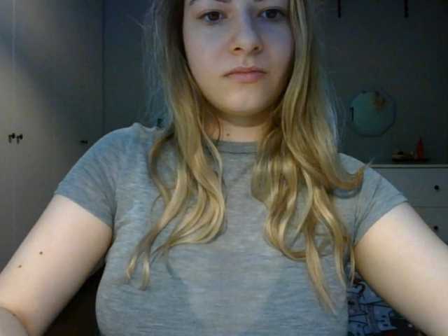 RosieJune live cam on BongaCams