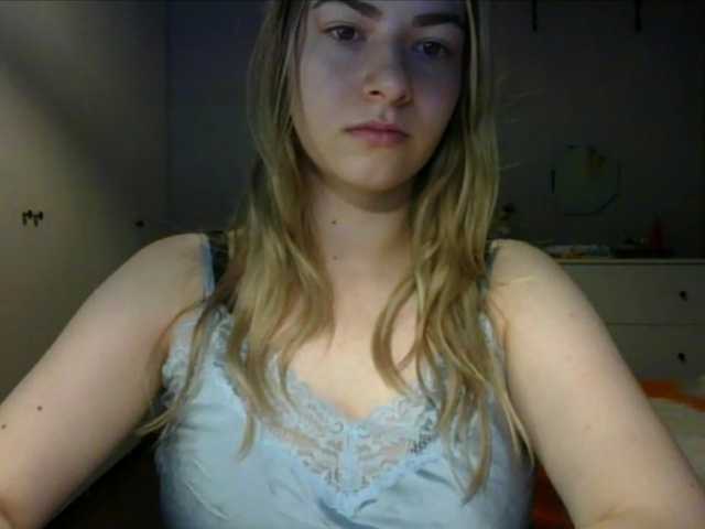 RosieJune live cam on BongaCams