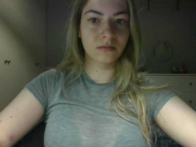 RosieJune live cam on BongaCams