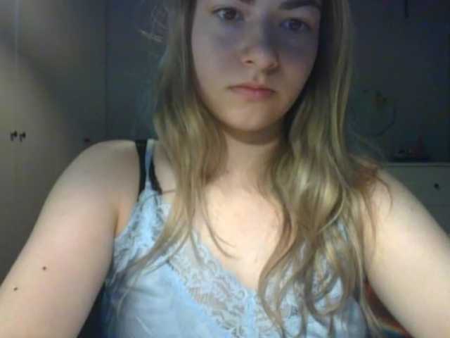 RosieJune live cam on BongaCams