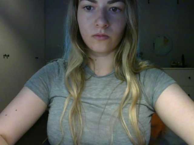 RosieJune live cam on BongaCams