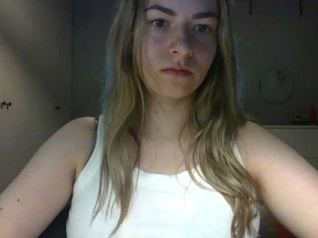 RosieJune live cam on BongaCams