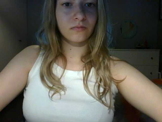 RosieJune live cam on BongaCams