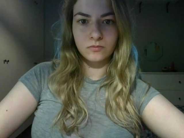 RosieJune live cam on BongaCams