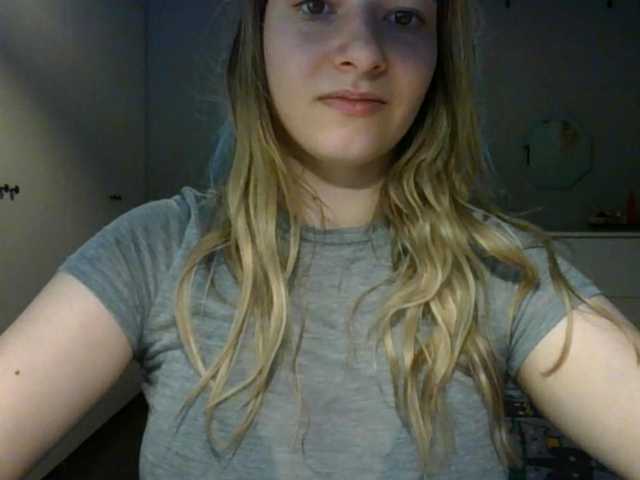 RosieJune live cam on BongaCams
