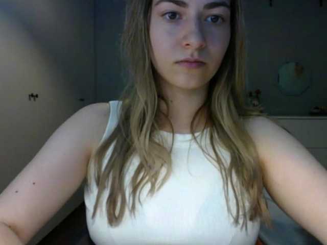 RosieJune live webcam show