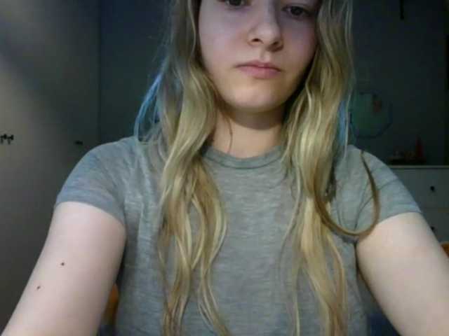 RosieJune live cam on BongaCams