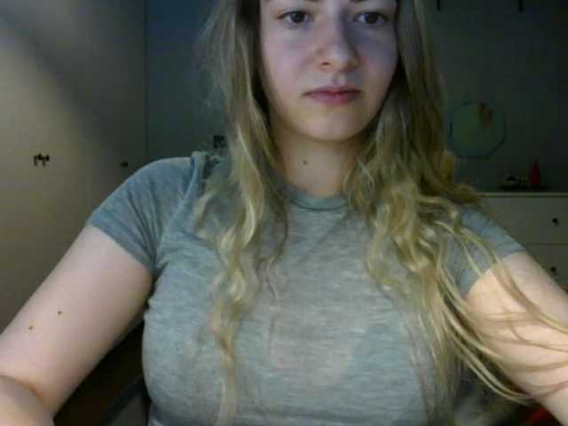 RosieJune live cam on BongaCams