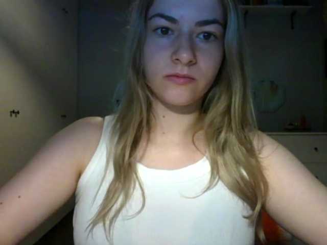 RosieJune live cam on BongaCams