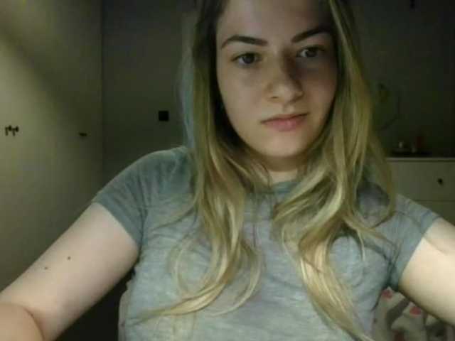 RosieJune live cam on BongaCams