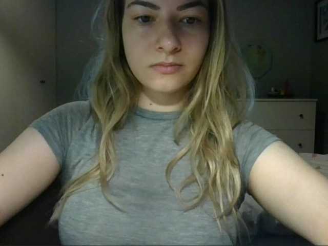 RosieJune live cam on BongaCams