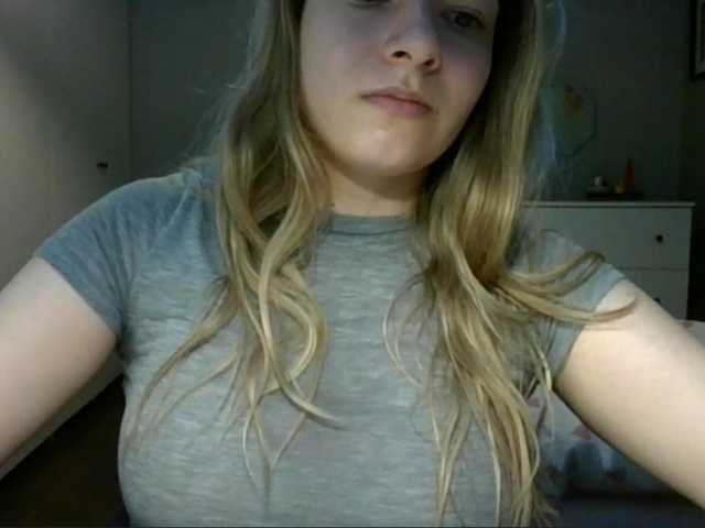 RosieJune live cam preview