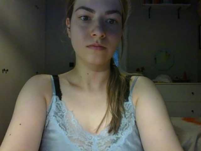 RosieJune live cam on BongaCams
