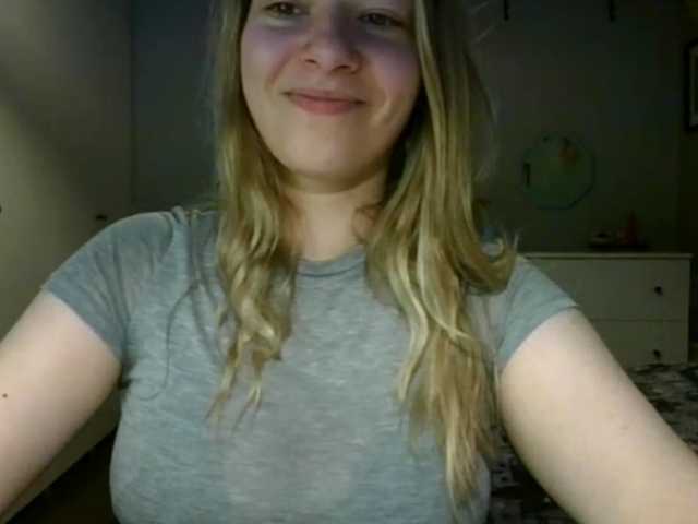 RosieJune live cam on BongaCams