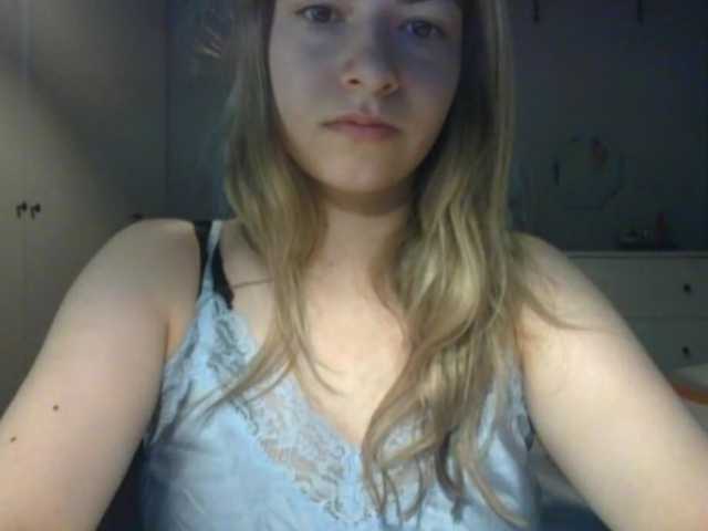 RosieJune live cam on BongaCams