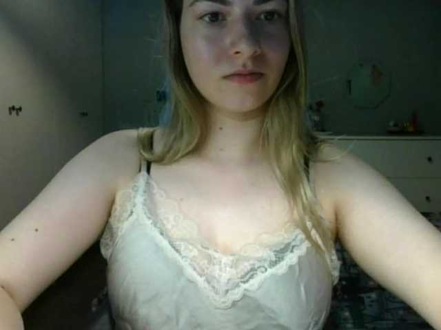 RosieJune live cam preview