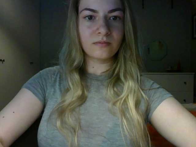 RosieJune live cam on BongaCams