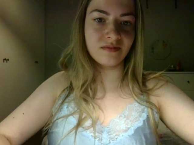 RosieJune live cam on BongaCams