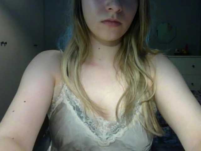 RosieJune live cam on BongaCams