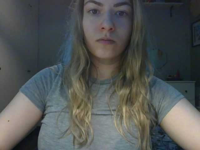 RosieJune live cam on BongaCams