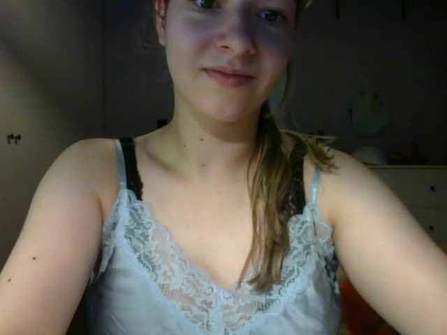 RosieJune live cam on BongaCams