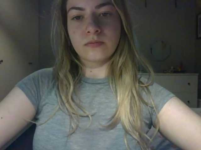 RosieJune live cam on BongaCams