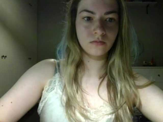 RosieJune live cam on BongaCams