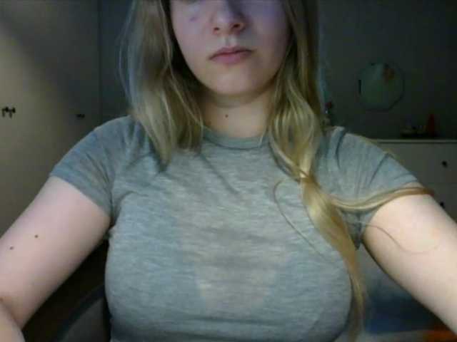 RosieJune live cam on BongaCams
