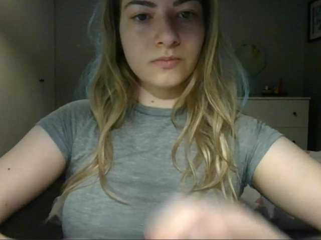 RosieJune live cam on BongaCams
