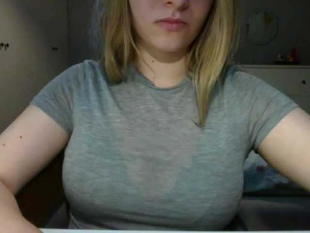 RosieJune live cam on BongaCams