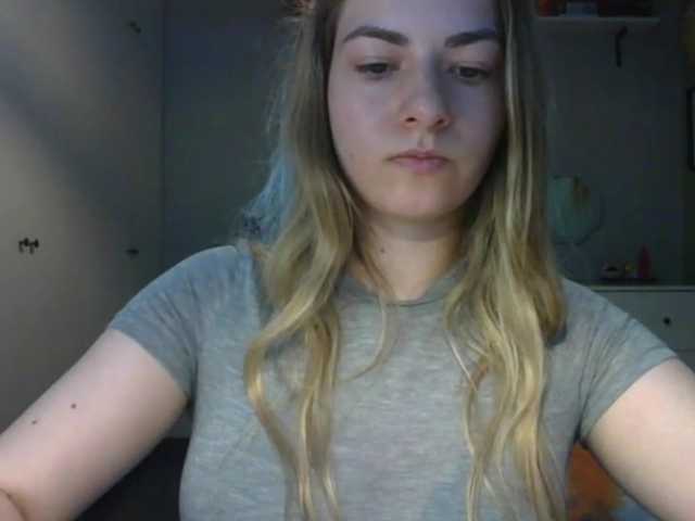 RosieJune live cam on BongaCams