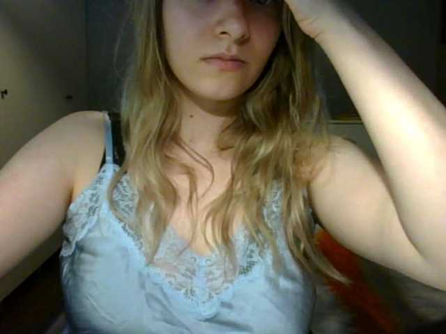 RosieJune live cam on BongaCams