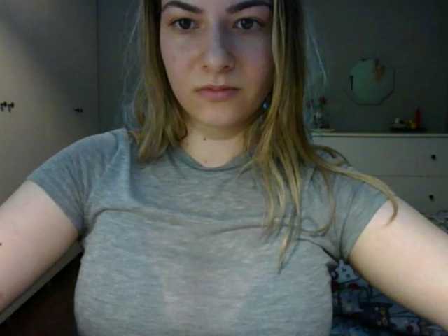 RosieJune live cam on BongaCams