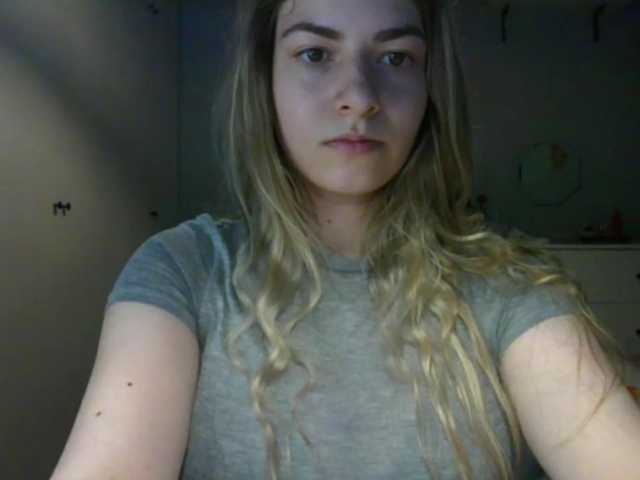 RosieJune Live Cam on BongaCams