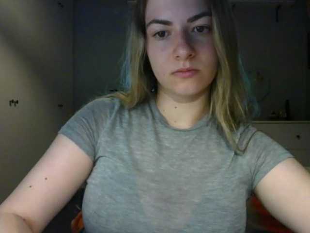 RosieJune live cam on BongaCams