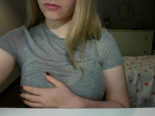 RosieJune live cam on BongaCams