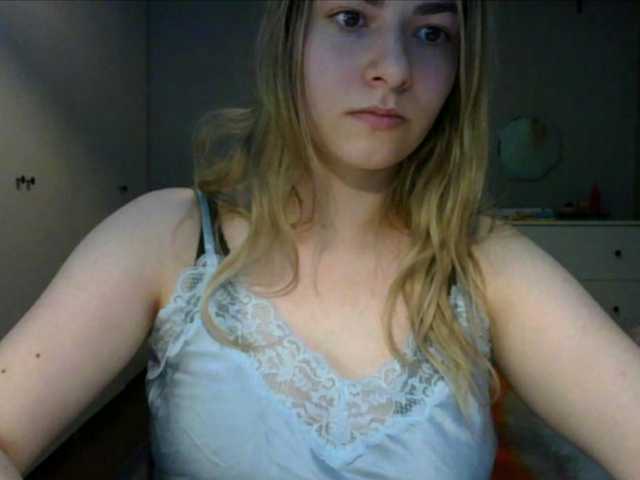 RosieJune live cam on BongaCams
