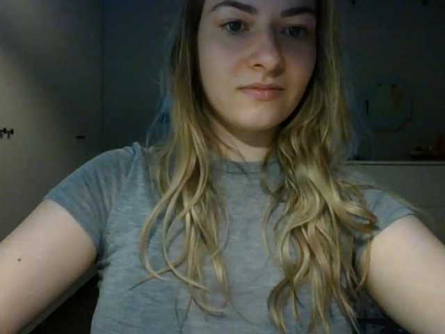 RosieJune live cam on BongaCams