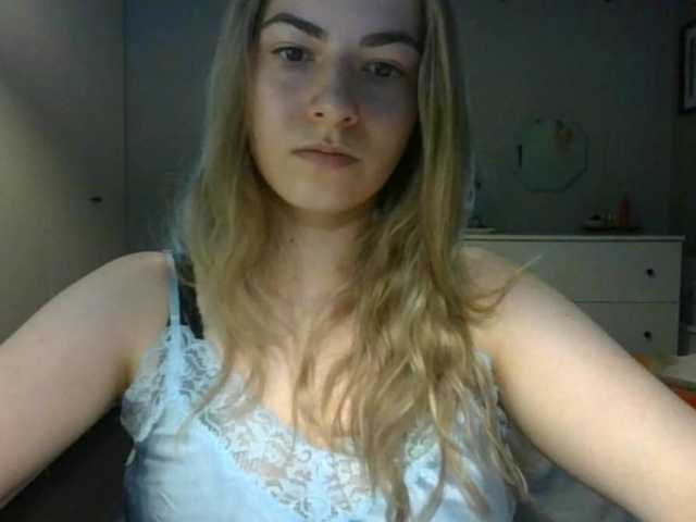 RosieJune live cam on BongaCams