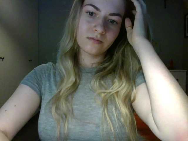 RosieJune live cam on BongaCams
