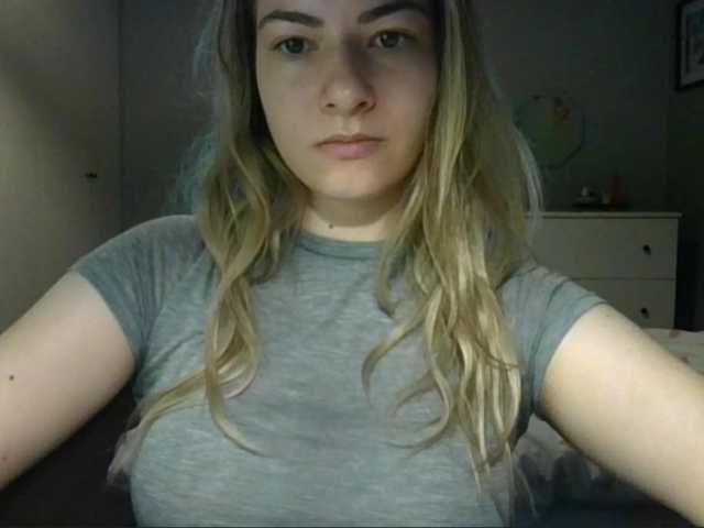 RosieJune live cam on BongaCams