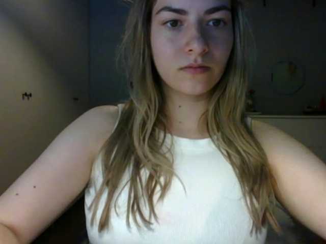 RosieJune live cam on BongaCams