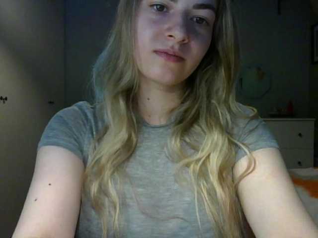RosieJune live cam on BongaCams