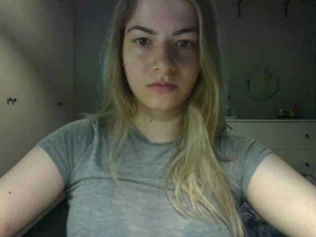 RosieJune live cam on BongaCams