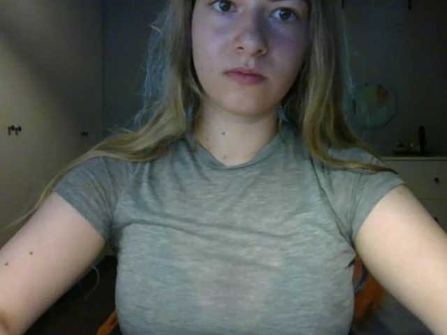 RosieJune live cam on BongaCams
