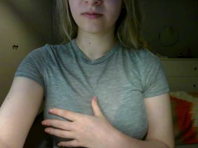 RosieJune live cam on BongaCams