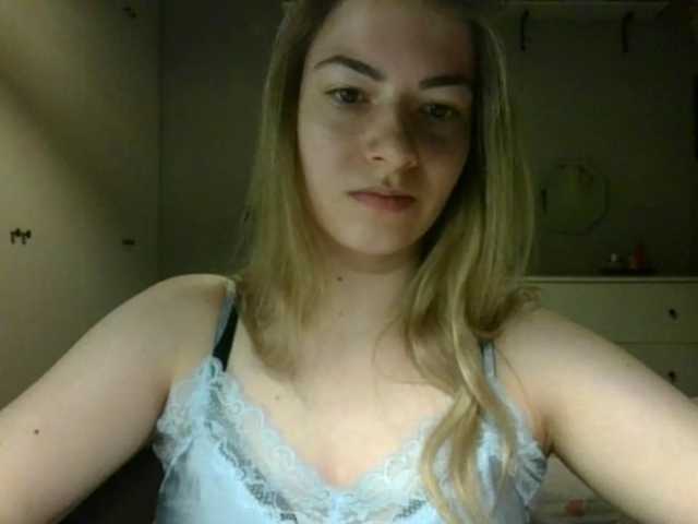 RosieJune live cam on BongaCams