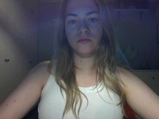 RosieJune live cam on BongaCams